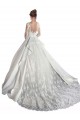 Bianco Linea A Illusione Cattedrale di treno Raso Pizzo Abiti da sposa AllIngrosso
