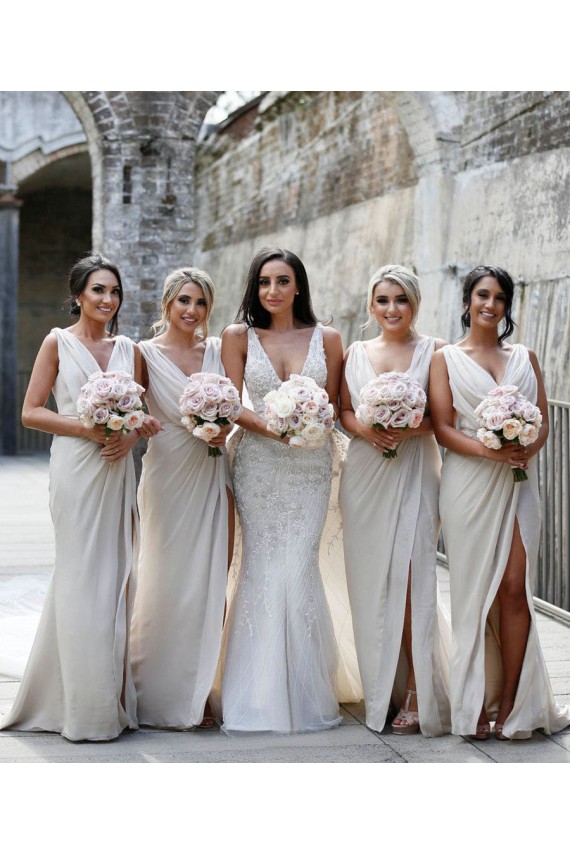 Champagne Linea A Scollatura a V Chiffona Lunga Abiti da damigella donore AllIngrosso